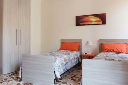דירות גיארדיני נאקסוס Casa Dany&Olga מראה חיצוני תמונה